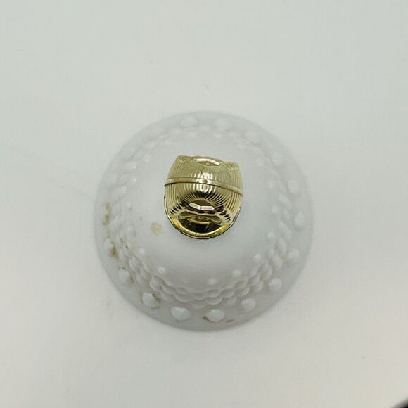 Vintage Avon WHITE GLASS BELL PERFUME BOTTLE PARTIALLY FULL TOPAZE COLOGNE - Picture 6 of 8